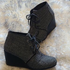 Toms Tweed Wedge Booties